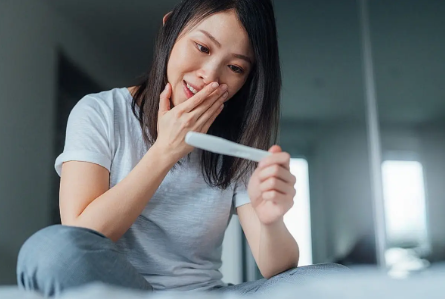 移植后轻微腹痛/咖啡色分泌物是不是着床失败了？