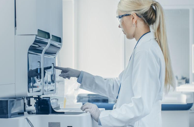 超过40岁女性看激素六项的标准会和年轻患者不同吗?